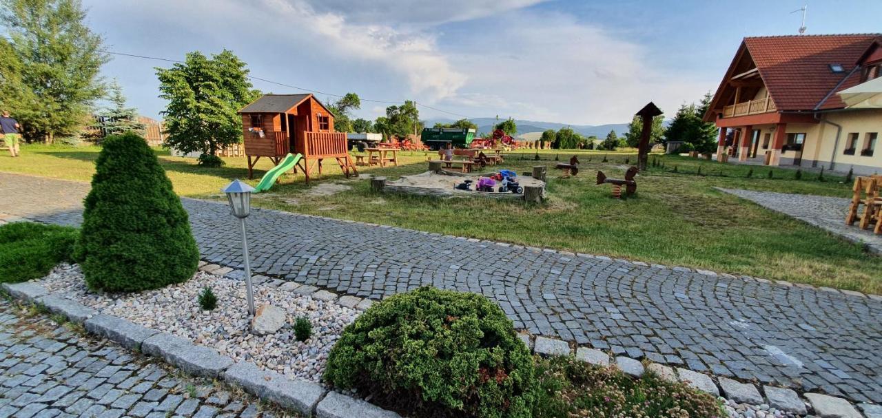 Farma Vysoka 3* Chrastava