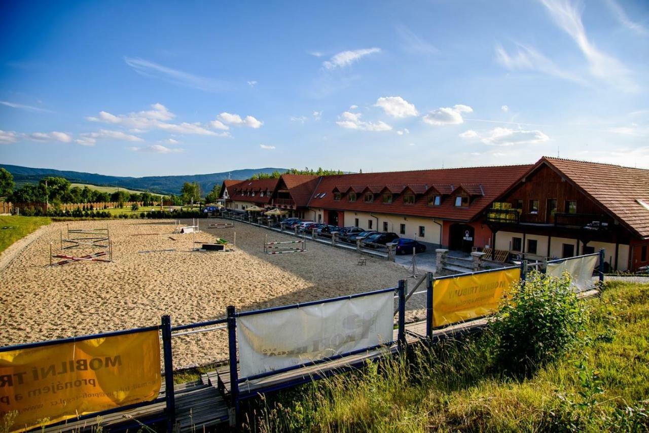 Hotel Farma Vysoka 3*